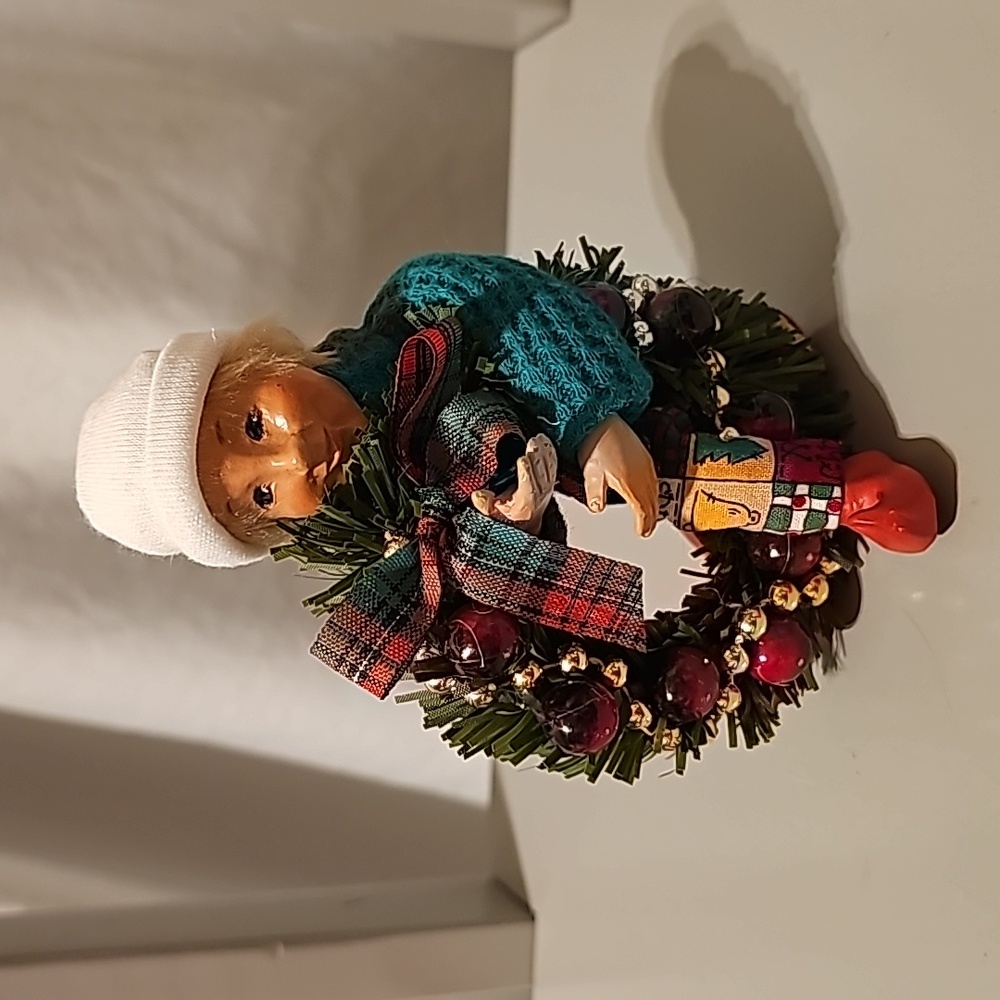 Byers Choice Kindles Elf Ornament